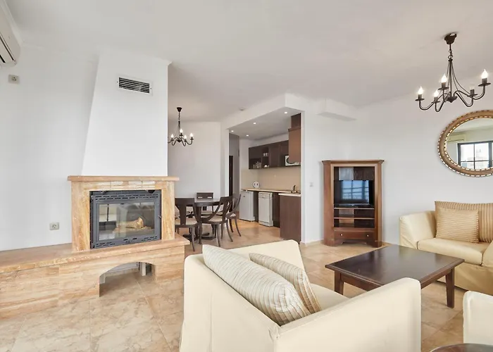 The Cliff And By Flat Mаnаger Hotel